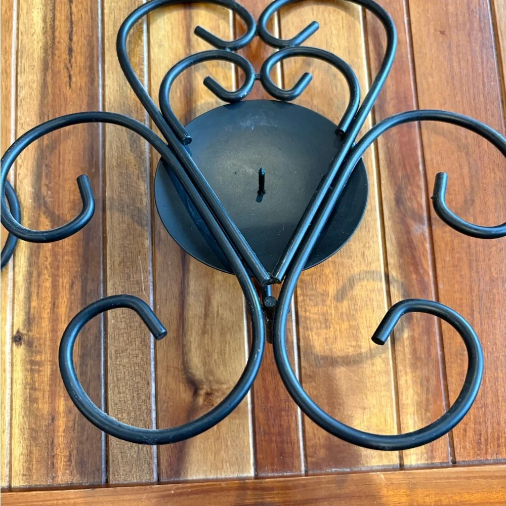 2 Black Wrought Iron Scroll Heart Metal Wall Sconce Pillar Candle Holders
